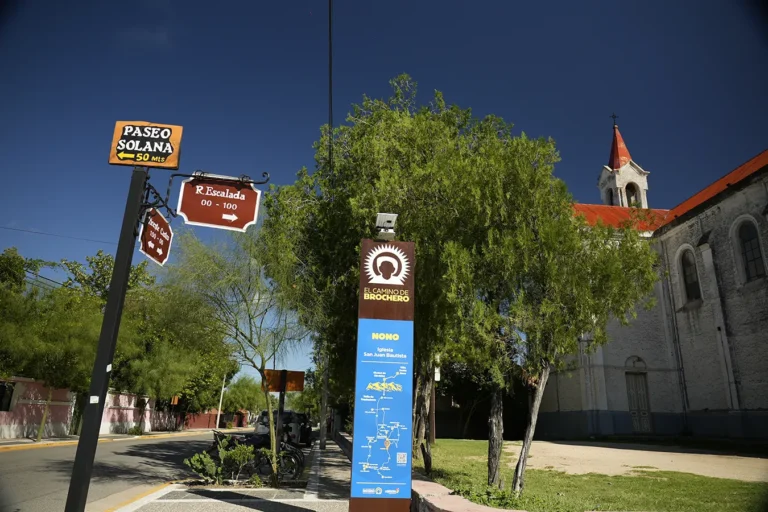 LOS FAROS DEL CAMINO DE BROCHERO